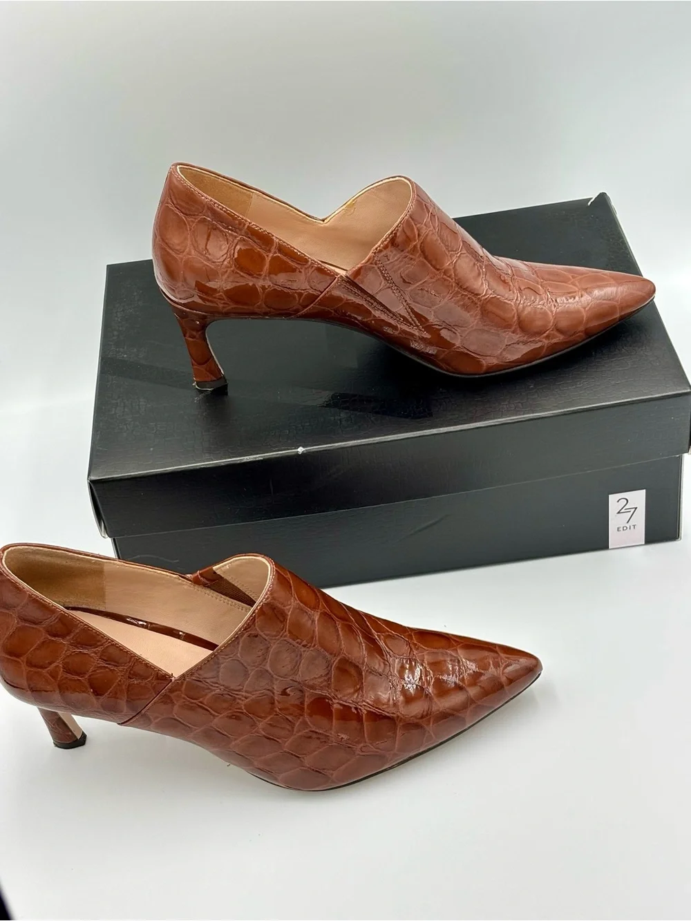 27 EDIT Fanfare Brown Croco Pointed Toe Kitten Heel Pumps Women’s 7 M